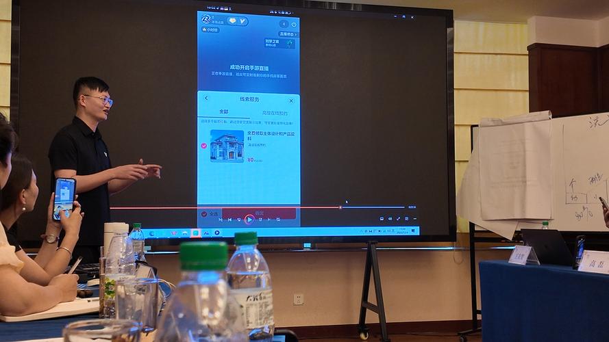 标题：从0到10W+：突破粉丝瓶颈的短视频黄金法则与实战攻略